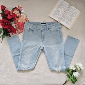 Uniqlo Ultra Stretch Distressed Skinny Jeans Light Wash 28